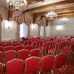 Old Ground Hotel 4*