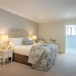 Old Ground Hotel 4*