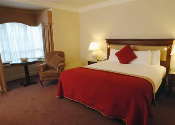 Hotel Old Ground Ennis